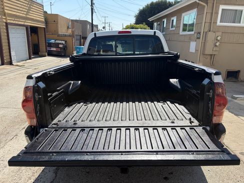 Used 2006 Toyota Tacoma 4x4 Access Cab V6 w/ SR5 Pkg #2 image 13