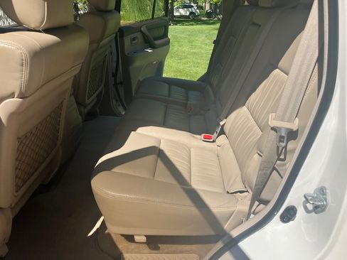 Used 2002 Toyota Land Cruiser AWD/4WD image 12