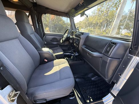 Used 2006 Jeep Wrangler Unlimited image 22