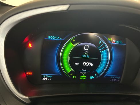 Used 2018 Chevrolet Volt LT w/ LT Driver Confidence Package FWD image 12