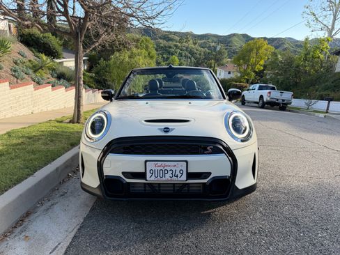 Used 2023 MINI Cooper S image 4