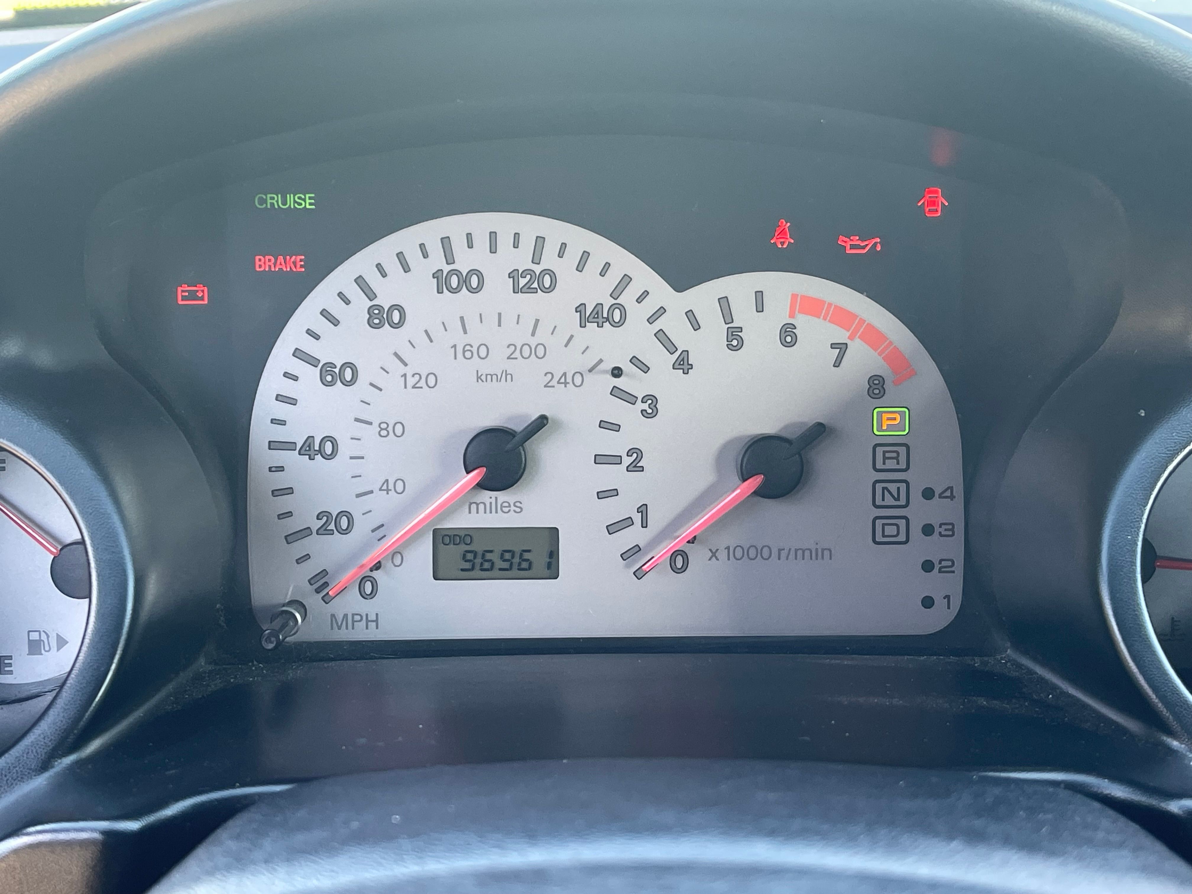 Used 2001 Mitsubishi Eclipse GS FWD image 6