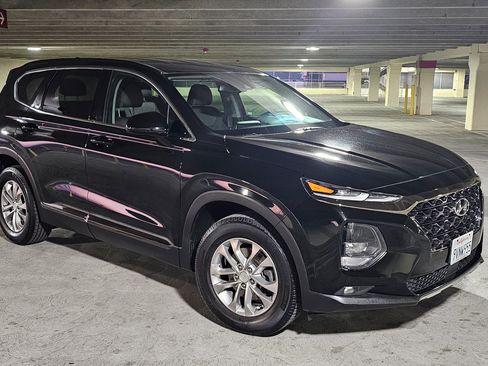 Used 2019 Hyundai Santa Fe SEL image 1