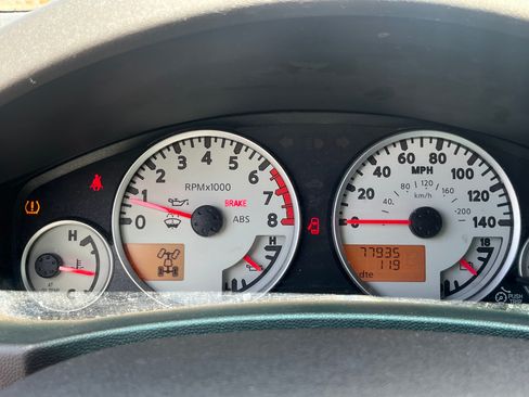 Used 2013 Nissan Frontier PRO-4X AWD/4WD image 15