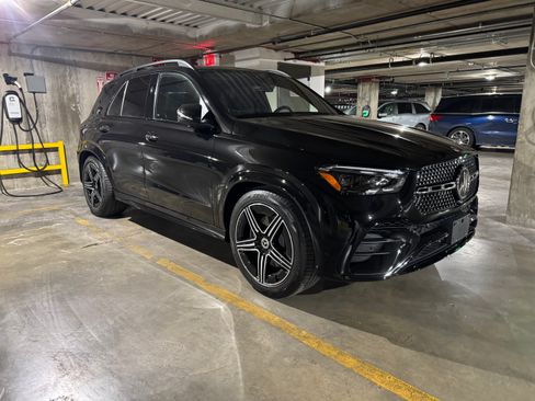 Used 2026 Mercedes-Benz GLE 580 4MATIC image 2