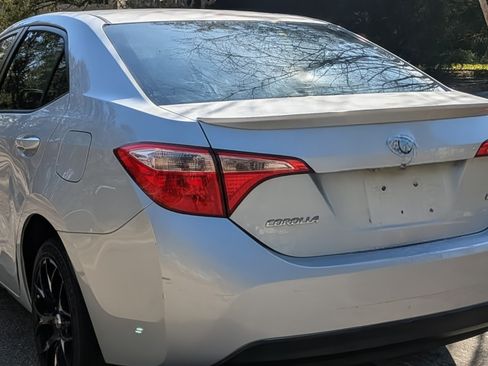 Used 2017 Toyota Corolla LE image 4