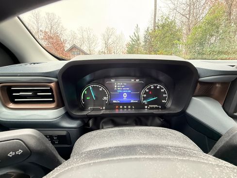 Used 2024 Ford Maverick Lariat image 9