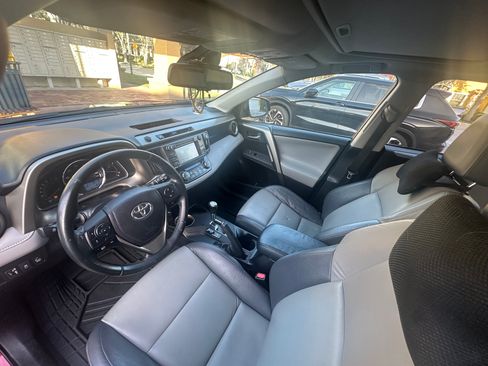 Used 2015 Toyota RAV4 Limited w/ Technology Package image 13