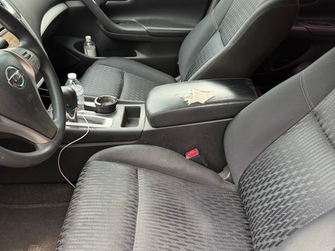 Used 2016 Nissan Altima 2.5 S w/ Power Driver Seat Package FWD image 9