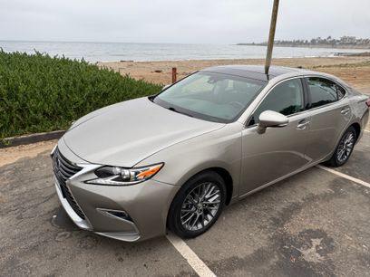 Used 2018 Lexus ES 350 w/ Navigation System Package