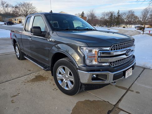 Used 2019 Ford F150 Lariat w/ Equipment Group 502A Luxury image 6