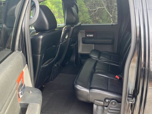 Used 2005 Ford F150 Lariat image 10