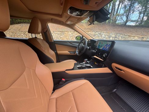Used 2025 Lexus NX 450h+ AWD w/ Accessory Package (2T) image 10