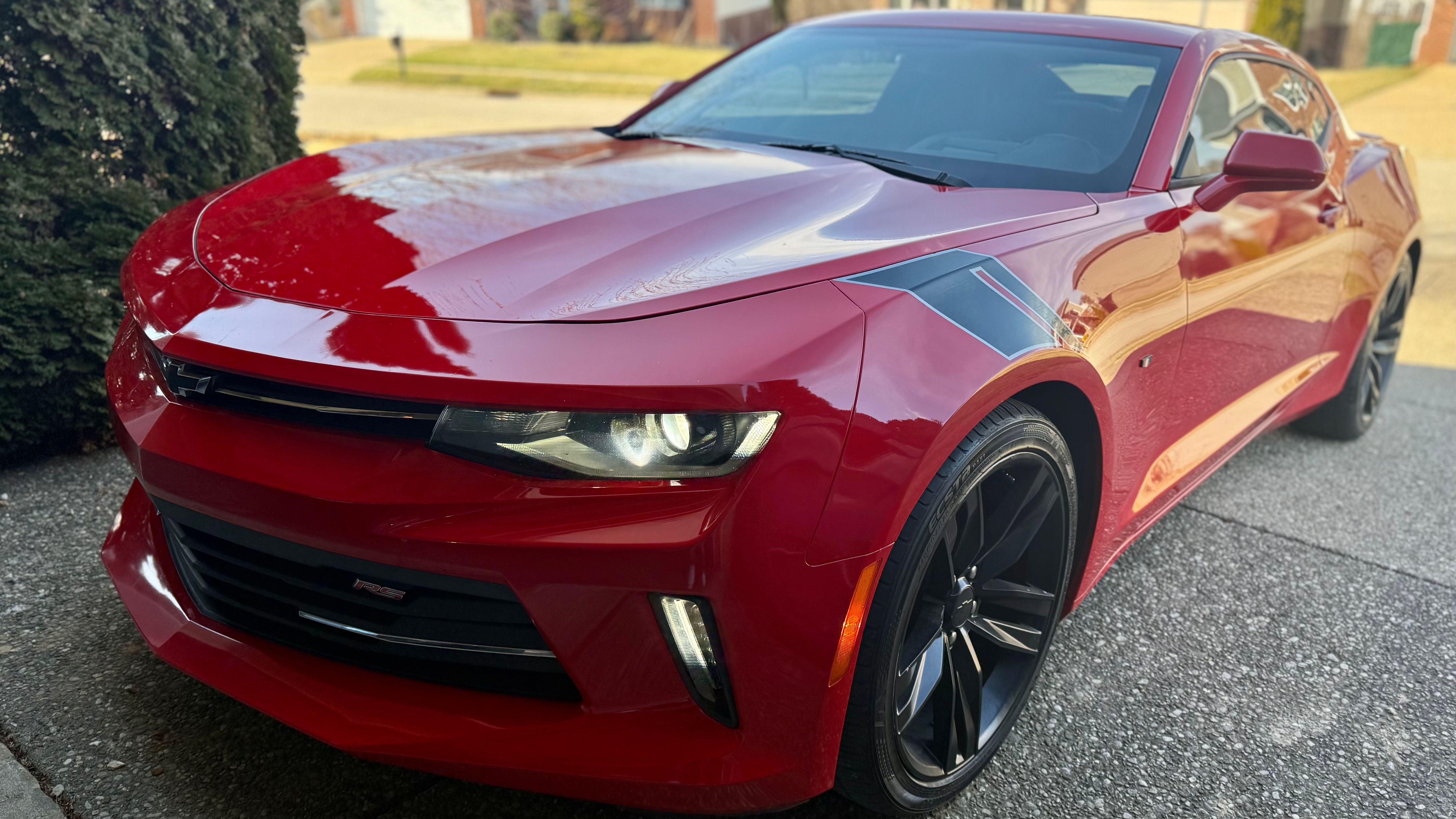 Used 2016 Chevrolet Camaro LT RWD image 5