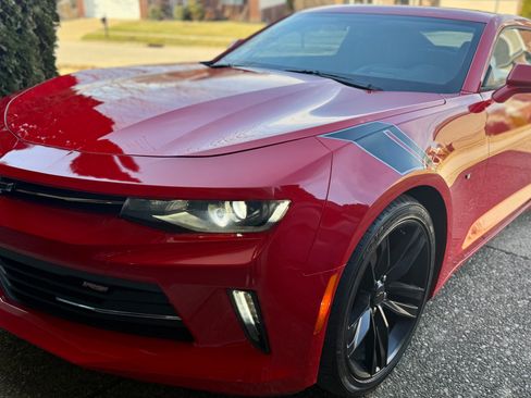Used 2016 Chevrolet Camaro LT RWD image 5