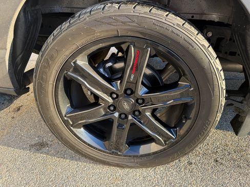 Used 2023 Ford F150 XL w/ Trailer Tow Package image 6