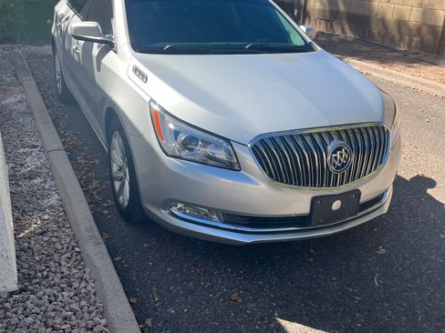 Used 2016 Buick LaCrosse image 5