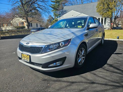 Used 2012 Kia Optima LX image 9