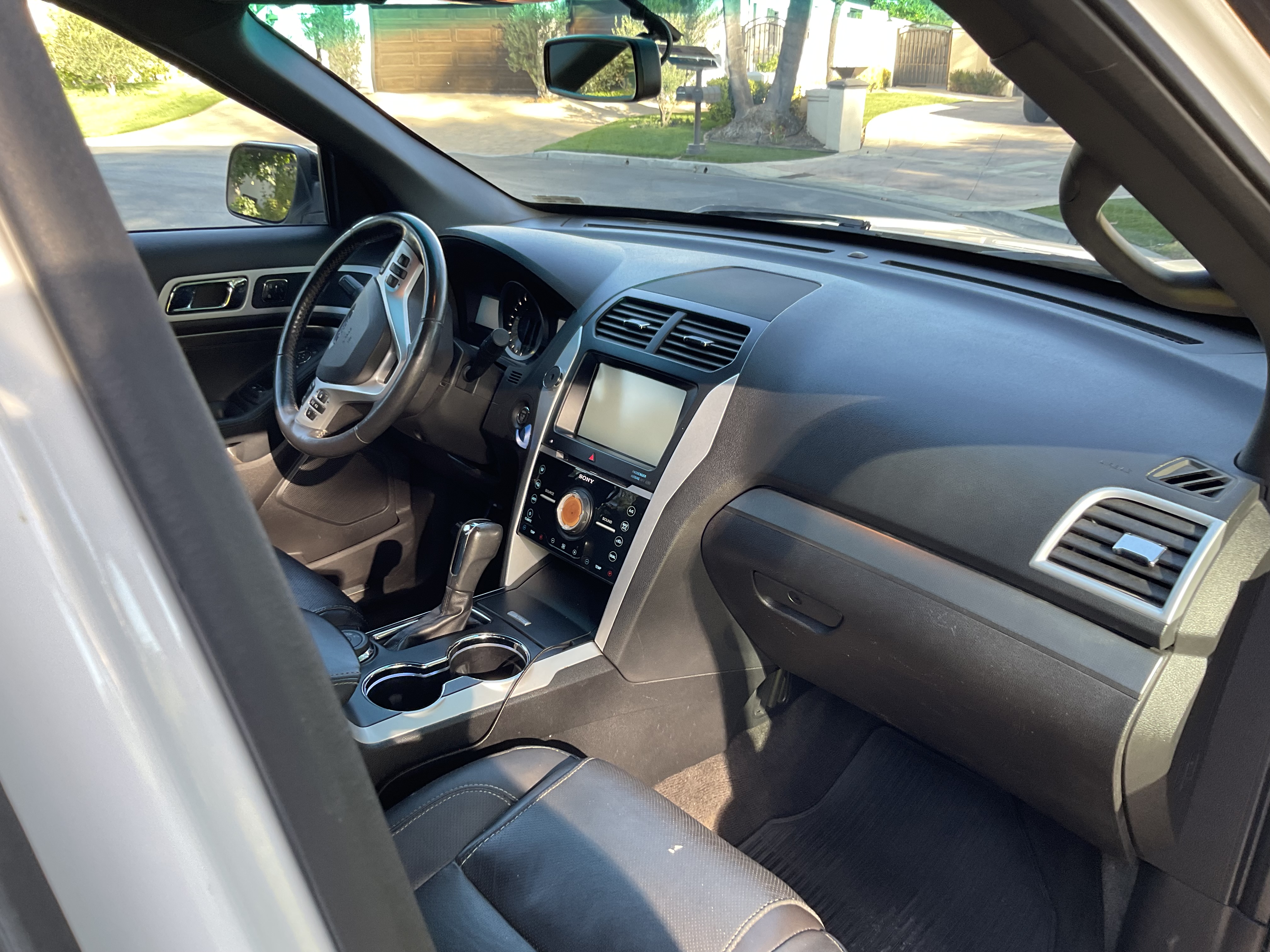 Used 2015 Ford Explorer Sport w/ Equipment Group 401A AWD/4WD image 8