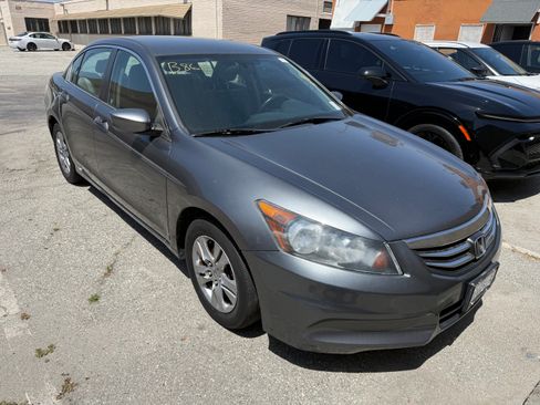 Used 2012 Honda Accord LX image 4