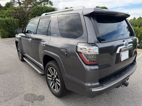 Used 2014 Toyota 4Runner Limited AWD/4WD image 10