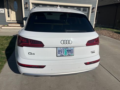 Used 2018 Audi Q5 Prestige w/ Prestige Package image 8