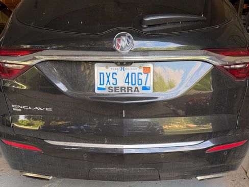 Used 2020 Buick Enclave Avenir w/ Avenir Technology Package AWD/4WD image 5