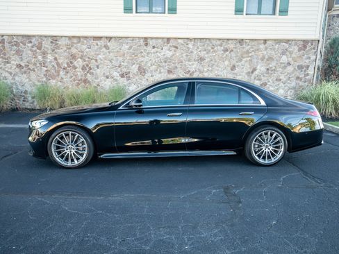 Used 2022 Mercedes-Benz S 500 4MATIC image 9