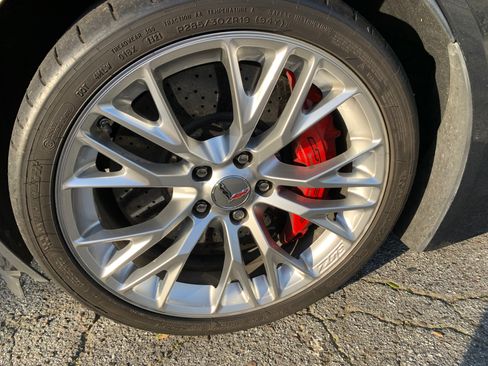 Used 2017 Chevrolet Corvette Z06 w/ Z07 Performance Package image 22