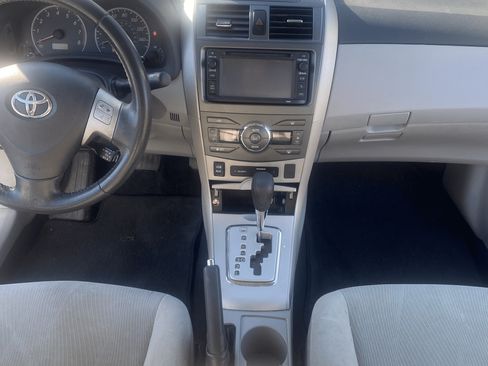 Used 2013 Toyota Corolla LE w/ Premium Complete Pkg image 25