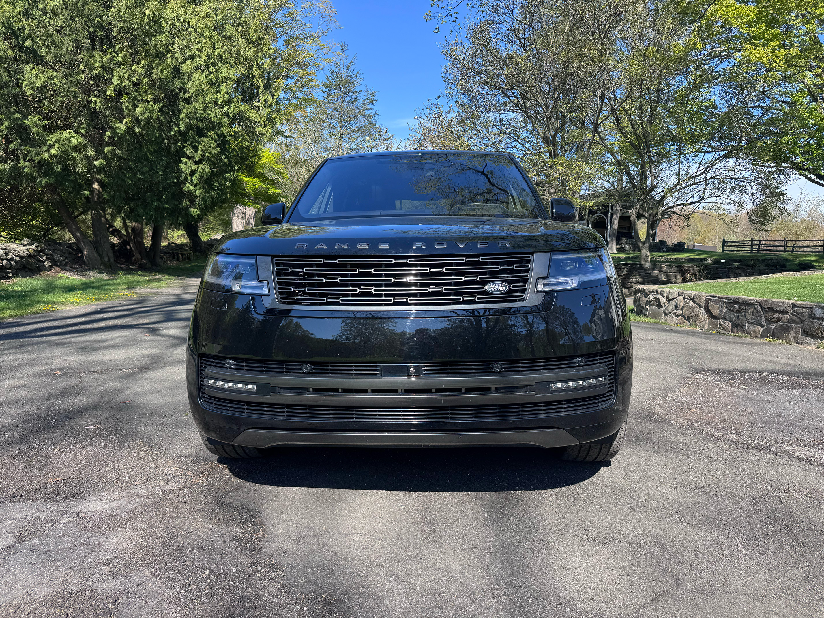 Used 2023 Land Rover Range Rover SE AWD/4WD image 4