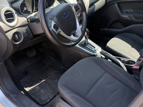 Used 2016 Ford Fiesta SE FWD image 12