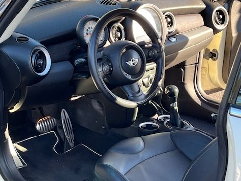 Used 2012 MINI Cooper Clubman S image 9