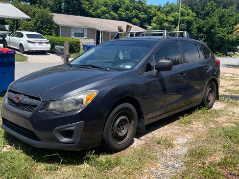 Used 2013 Subaru Impreza 2.0i AWD/4WD image 2