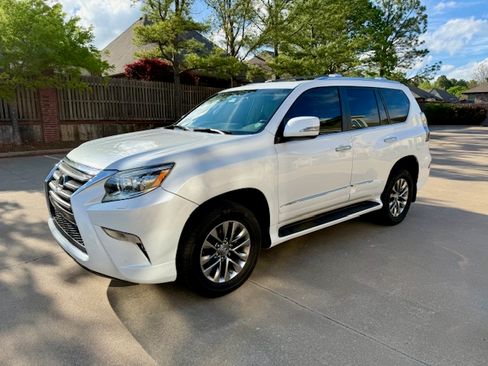 Used 2016 Lexus GX 460 Luxury AWD/4WD image 1