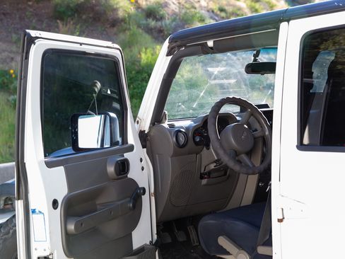 Used 2008 Jeep Wrangler Unlimited X image 5