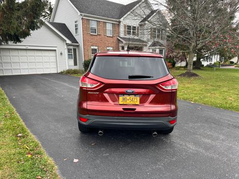 Used 2014 Ford Escape S image 5