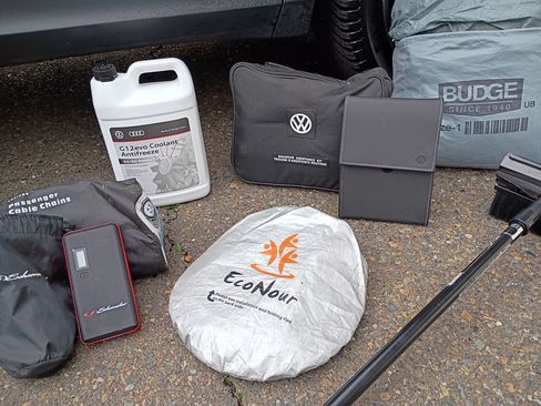 Used 2020 Volkswagen Tiguan SEL image 20