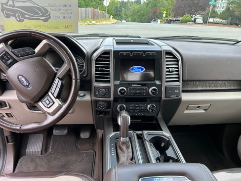 Used 2019 Ford F150 Limited w/ Trailer Tow Package AWD/4WD image 5
