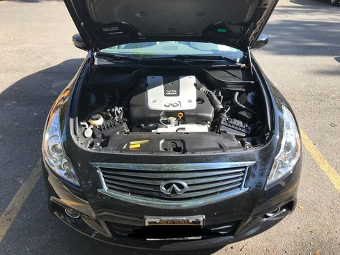 Used 2012 INFINITI G37 x Sedan w/ Premium Pkg image 5