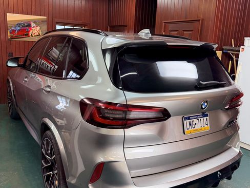 Used 2021 BMW X5 M w/ Competition Package AWD/4WD image 6