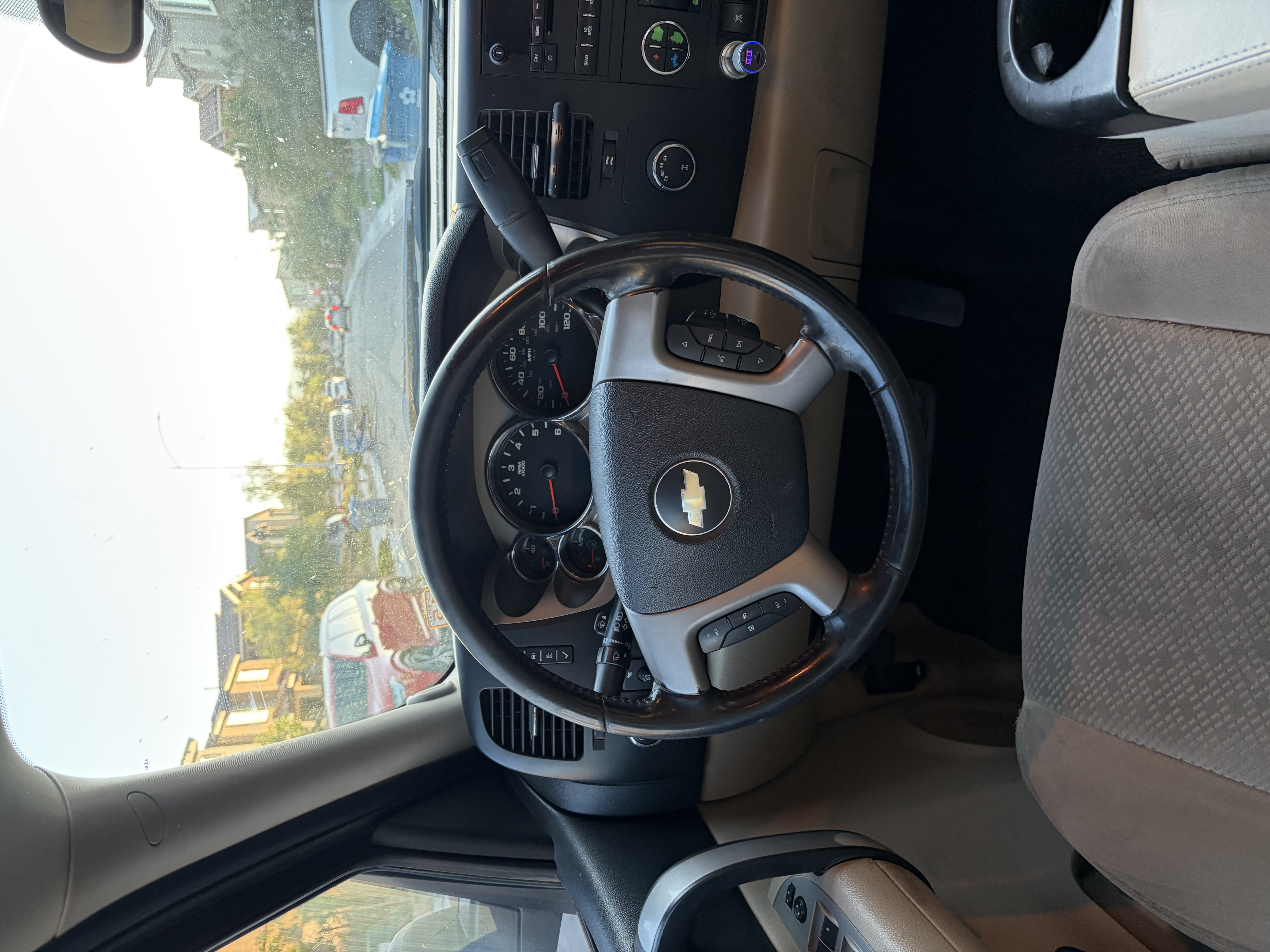 Used 2008 Chevrolet Silverado 1500 LT w/ Power Pack Plus AWD/4WD image 8