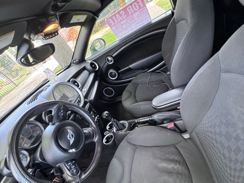 Used 2015 MINI Cooper Roadster S FWD image 10