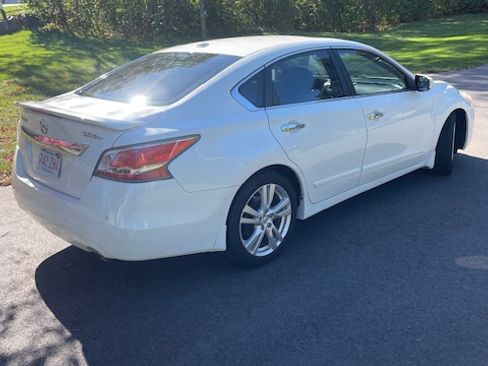 Used 2015 Nissan Altima 3.5 SL image 6