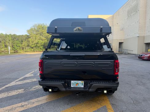 Used 2018 Ford F150 Raptor w/ Equipment Group 802A Luxury image 13