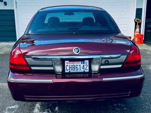 Used 2009 Mercury Grand Marquis LS image 6