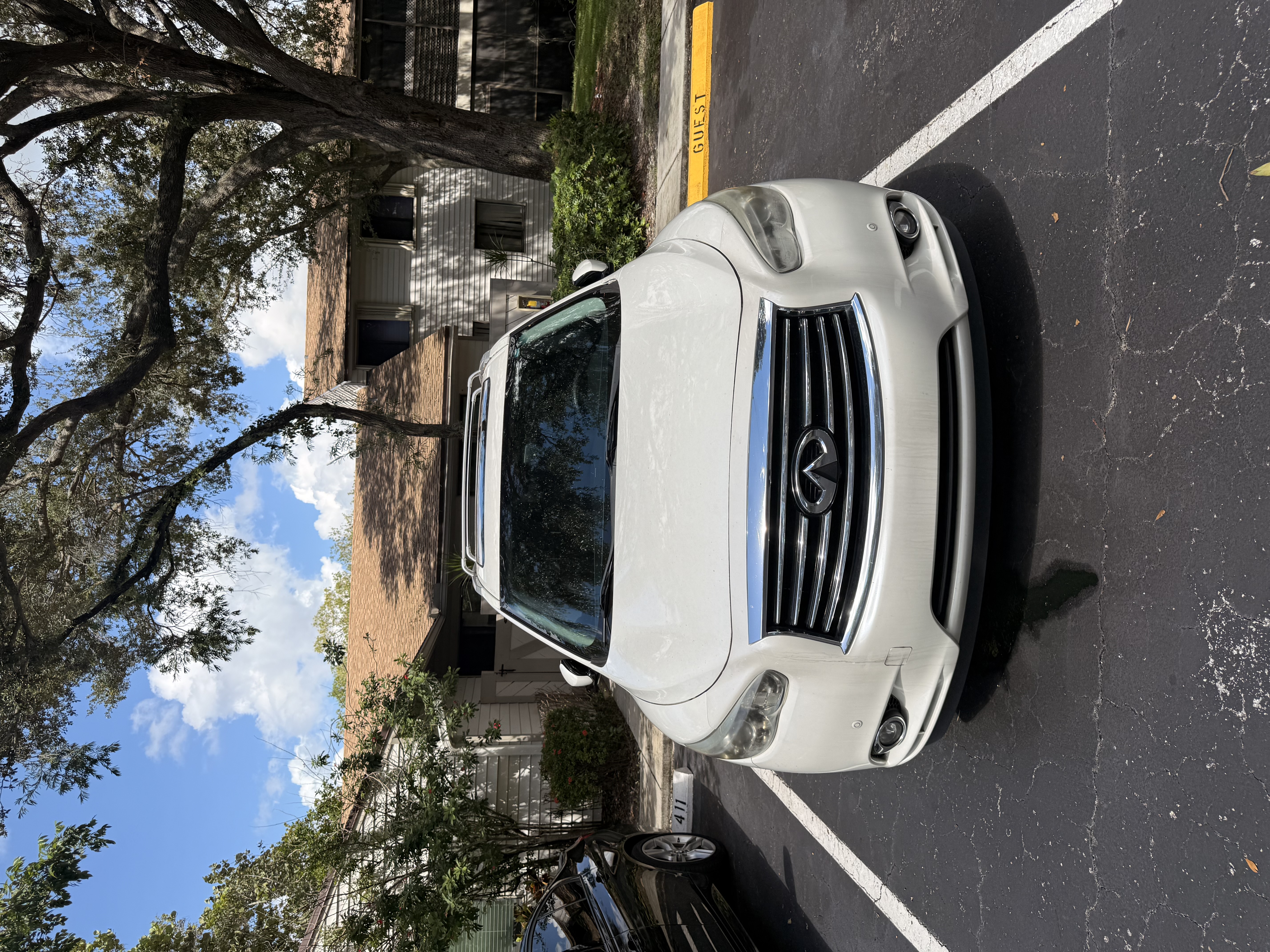 Used 2015 INFINITI QX60 FWD w/ Deluxe Touring Package image 4
