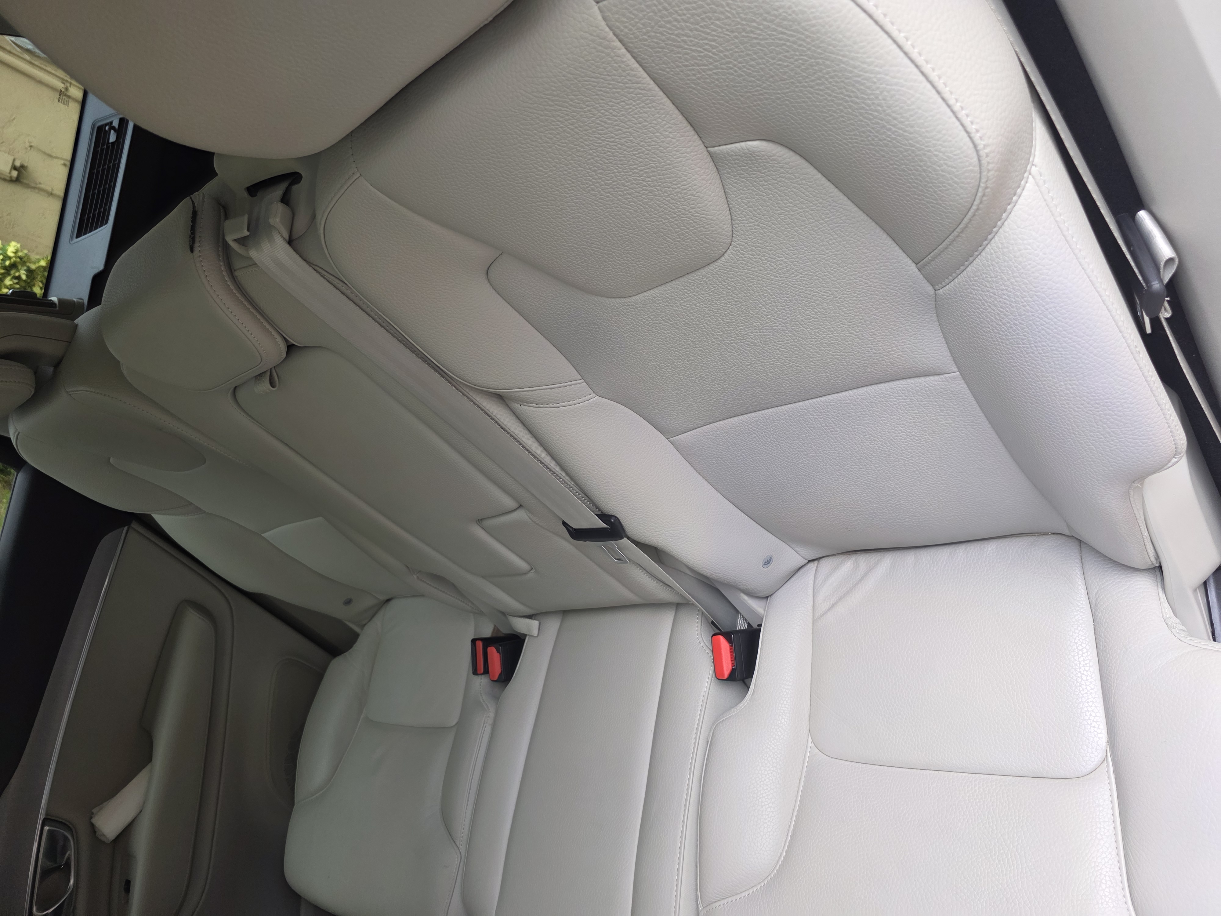 Used 2021 Volvo XC90 T5 Momentum FWD image 13