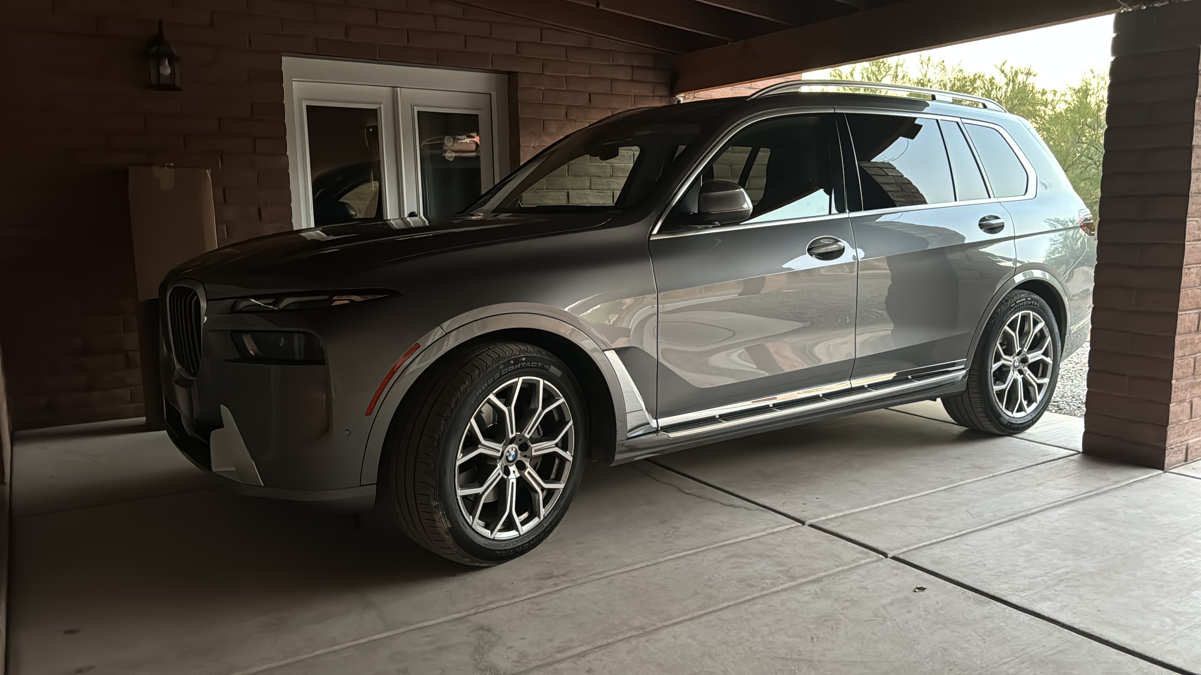 Used 2023 BMW X7 xDrive40i w/ Premium Package AWD/4WD image 11