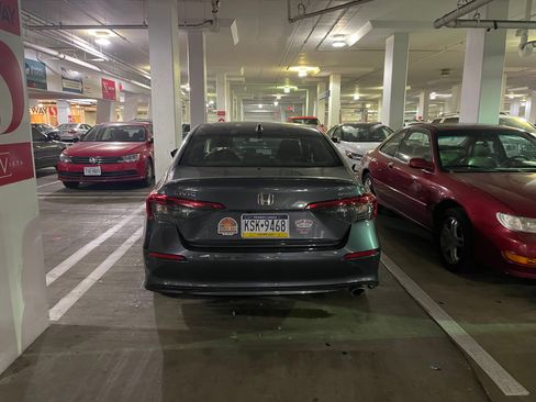 Used 2023 Honda Civic Sport image 6